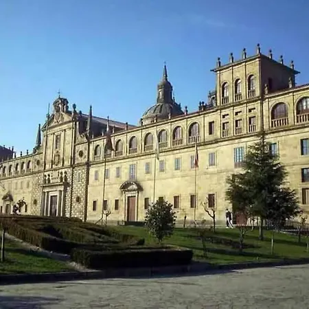 Milanabonita Apartamento Monforte De Lemos